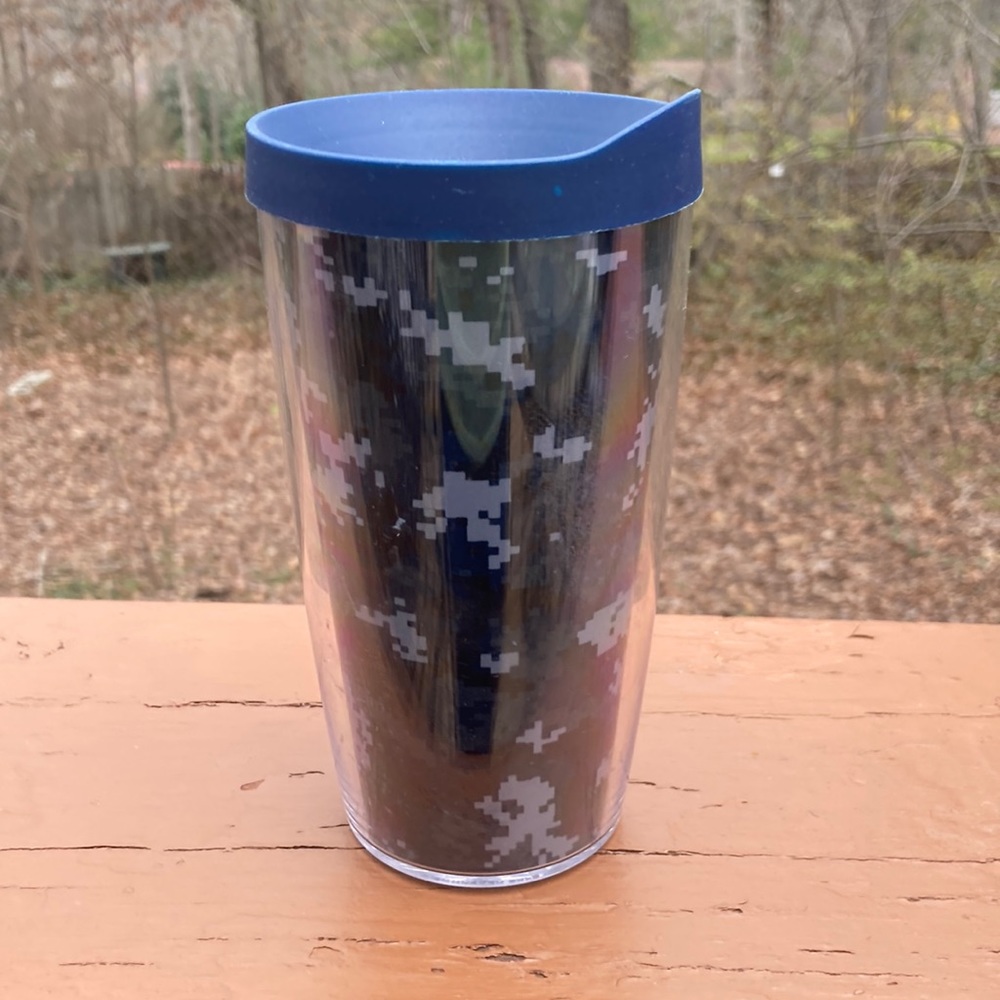 Tervis blue digital print tumbler